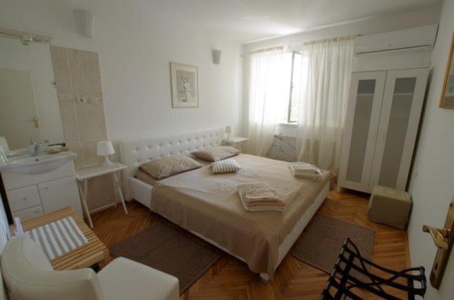Apartments Lorenandreja Rab Town Exterior photo